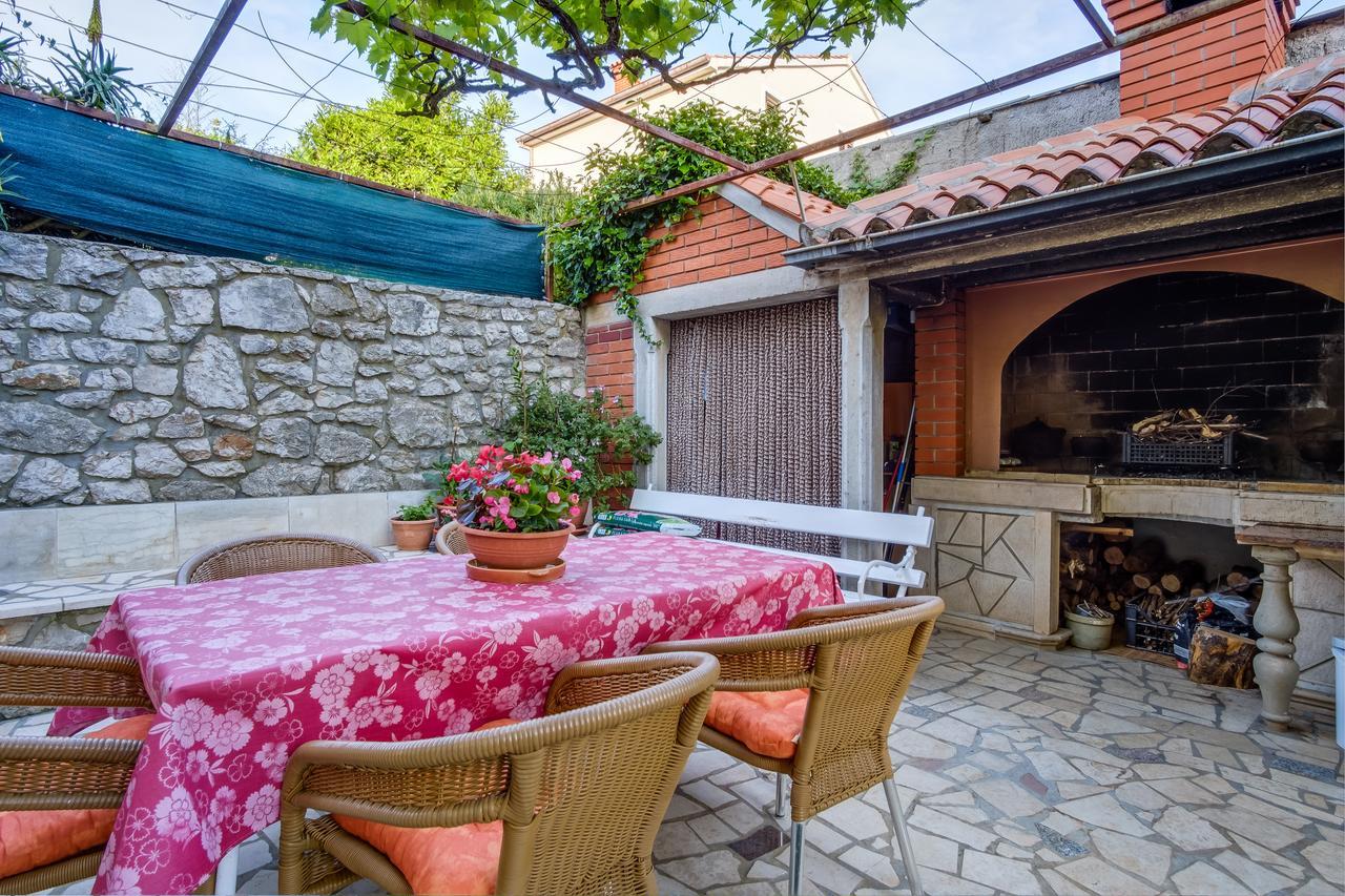 מאלי לוסיניי Apartments Beba מראה חיצוני תמונה