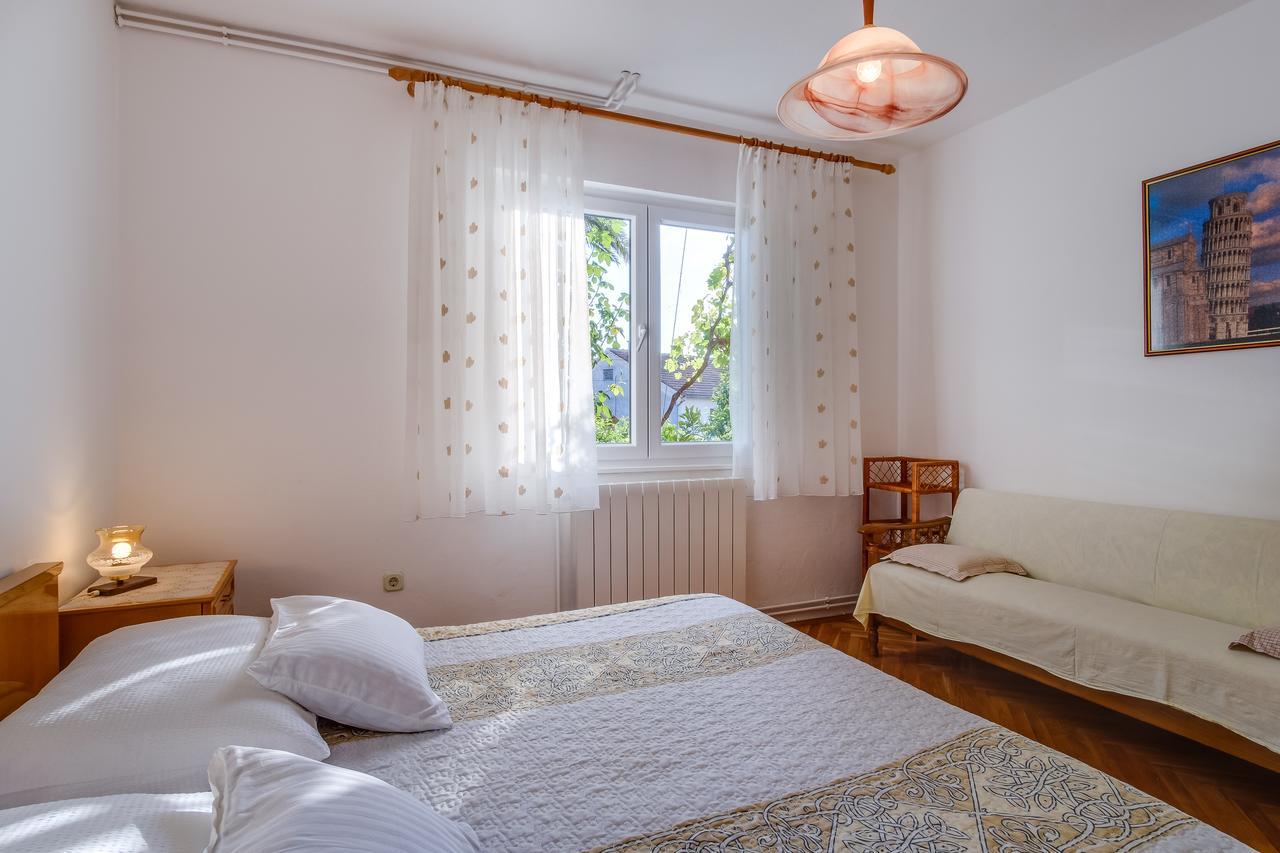 מאלי לוסיניי Apartments Beba מראה חיצוני תמונה
